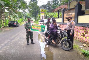 Sinergi TNI-Polri Kecamatan Puhpelem Himbau Warga Pentingnya Penggunaan Masker